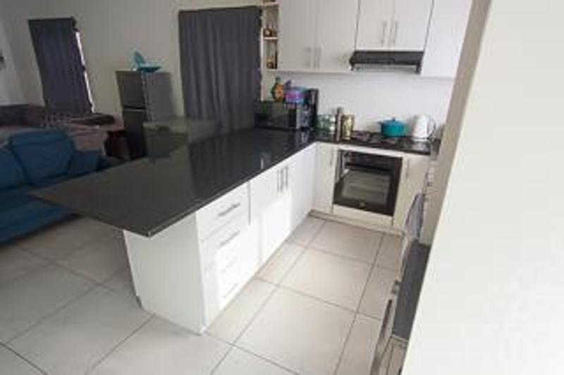 3 Bedroom Property for Sale in Peerless Park North Western Cape